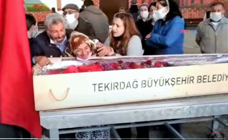 Mustafa Koçak’ın Annesinin feryadı: Oğlum adalete aç idi, yediler bitirdiler onu