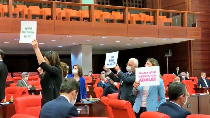 Perinçek’in Kanalı’nda infaz yasası yorumu: Cemaate yeni operasyonlar için boşaltılıyor