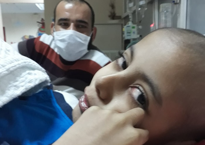 Ahmet Burhan, babasına hasret gitt: Vefat haberi sevenlerini hüzne boğdu