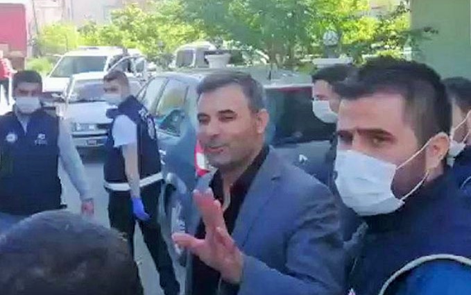Görevden uzaklaştırılan HDP’li Iğdır Belediye Başkanı Akkuş tutuklandı