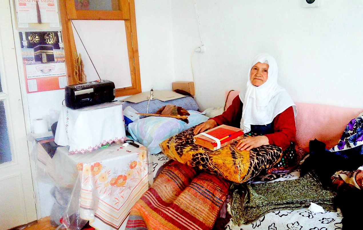 Oğlu AKP’ye seslendi: Bu kadıncağıza eziyet edip, gadabı İlahiye davetiye çıkarmayın