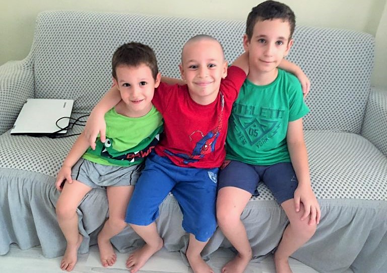 4 yıldır babasız büyüyorlar: KHK’lı öğretmenler tutuklandı, 3 kardeş annesiz ve babasız kaldı