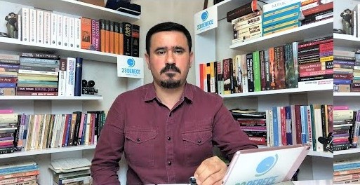 Gazeteci Gökhan Özbek‘in evine sabaha karşı polis baskını