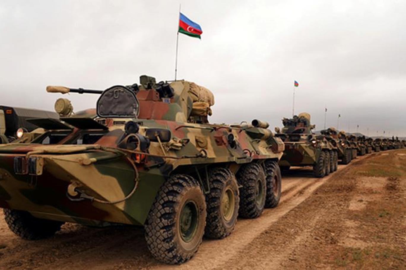 Azerbaycan cephe hattı ve riskli bölgelerde ‘savaş hali’ ilan etti