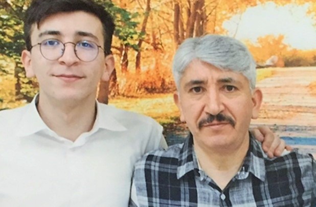 Tutuklu Savcı’nın oğlu: Babam’ın beyninde tümör var, neyi bekliyorsunuz?