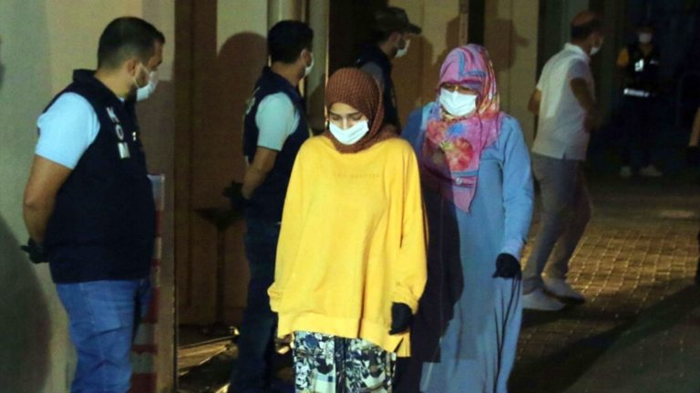 Evren’in 12 Eylül’ü: Onurlu  gençlere yapılan alçaklık!