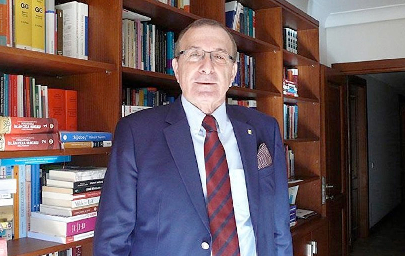 Prof. Dr. Sözüer: Yerel mahkemenin AYM kararına uymaması mümkün değil!