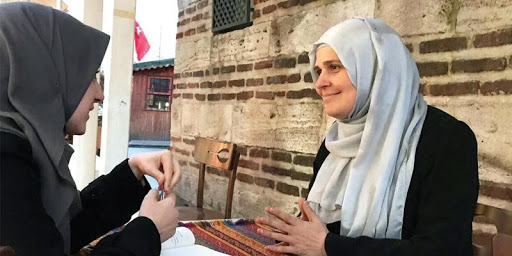 Havuz Gazetesi Akit’in yazarı dil barajını da Cemaat’e bağladı: Sınavı geçenler ya batıcı ya F..Ö’cü