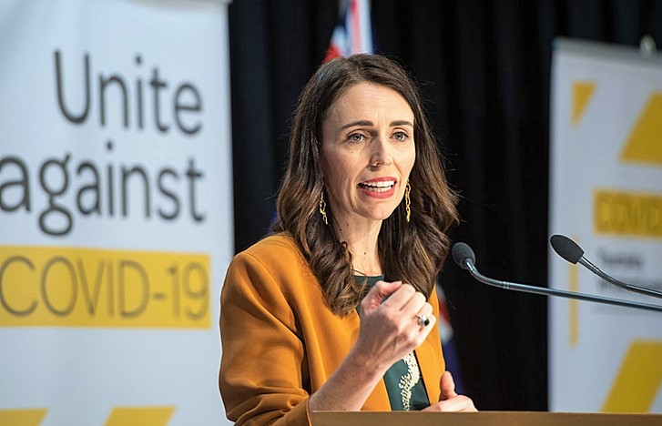 Yeni Zelanda, korona testi pozitif çıkanları ülkeye almayacağını duyurdu