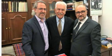 Yandaş medyada ‘hilafet’ krizi: ‘Derin tarihçi’ Mustafa Armağan kovuldu