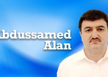 Edep bir tâç imiş, Nûru Hudâ’dan  Giy ol tâcı emin ol her belâdan.