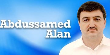 Edep bir tâç imiş, Nûru Hudâ’dan  Giy ol tâcı emin ol her belâdan.