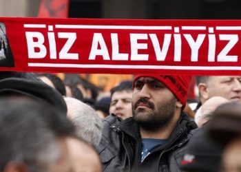 ‘Aleviler teröristtir’ diyen profesöre 8 ay hapis cezası