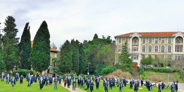 Saray’a  açık mektup: Siz padişah değilsiniz, biz de tebaanız değiliz