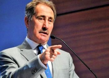 Eski Bakan Günay: AKP, devletin partisi oldu, kim ki kendini devlet zannederse, halk defterini dürer!