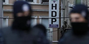 40 ilde HDP’lilere ev baskınları: Bakanlık ‘718 kişi gözaltında’ dedi