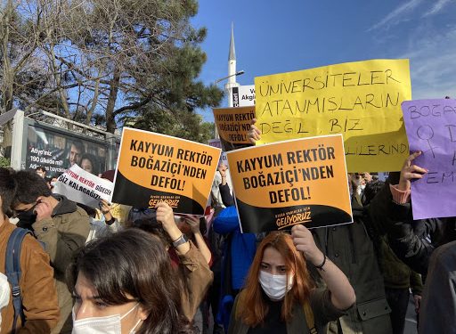 147 yazardan Boğaziçi öğrencilerine destek: Direnişin yanındayız