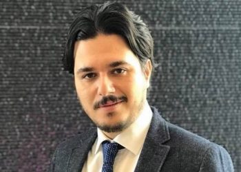 AKP’nin ‘paralel devleti’:Rektörün oğlu 1 günde memur olup Cumhurbaşkanlığına atandı