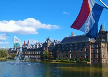 Hollanda’dan Türk politikacılara seçim propagandası yasağı