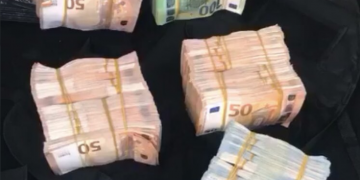 Yeni Ayvatoğlu vakası: Balya balya dolar ve euro AKP’li danışmanlara