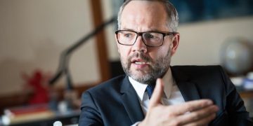 Alman bakandan Türkiye’ye demokrasi çağrısı