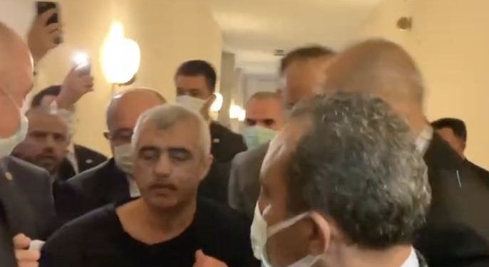 Meclis’te utanç: Gergerlioğlu sabah abdest aldığı sırada yüzlerce polis baskınıyla gözaltına alındı