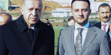Gözaltına alındı: AKP’li Kürşat Ayvatoğlu’nun kokain ve kumar görüntüleri, sosyal medyada gündem oldu