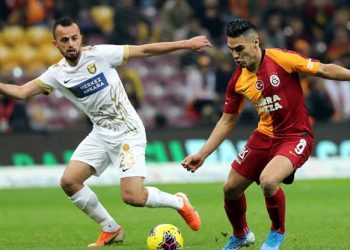 Lider Galatasaray Ankaragücü’ne mağlup oldu