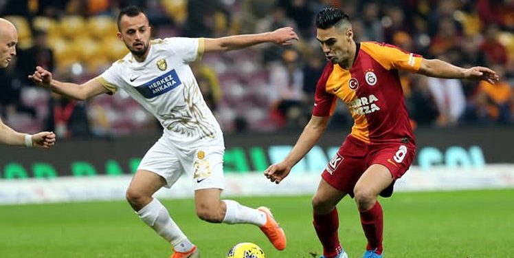 Lider Galatasaray Ankaragücü’ne mağlup oldu
