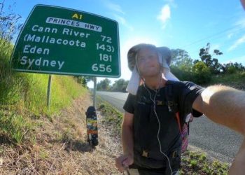 Gezgin Melbourne’den kaykayıyla 9 haftada 2 bin 500 kilometre yol katetti
