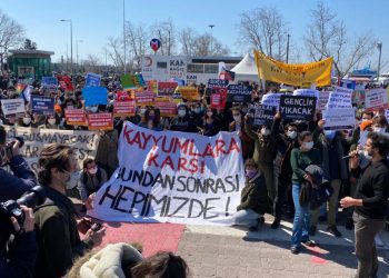 Boğaziçli öğrenciler Kadıköy’de: Baskılarınız direnişimizi kırmaya yetmeyecek