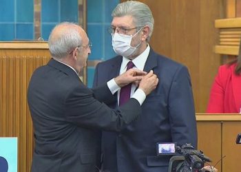 Cihangir İslam CHP’ye katıldı