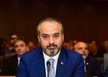 Avazyan, koronadan yoğun bakımdaki AKP’li için: Ege’de boğulan bebeklere ‘cenaze aracı yok’ diyen Aktaş boğulmakla sınanıyor