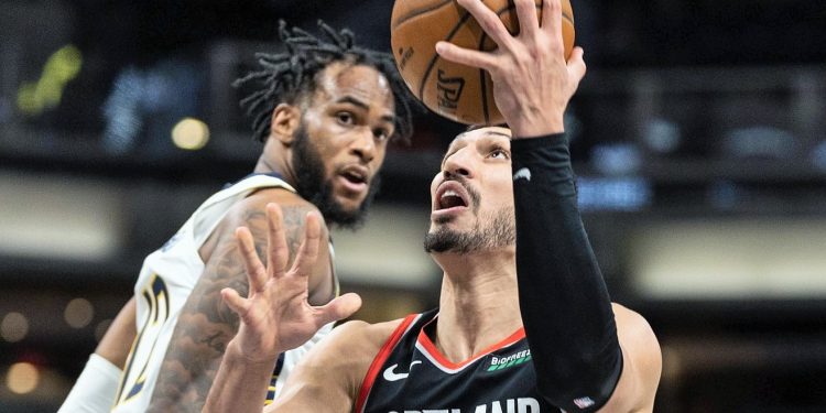 Enes Kanter, Portland galibiyetini cezaevinde kanser olan ve vefat eden Hakim Güngör’e adadı