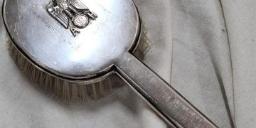 Perth’deki bir müzayede evinin, Hitler’in eşyalarını satması tepki çekti