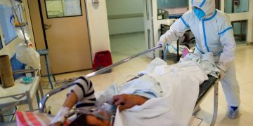 Türkiye’de can kaybında yeni rekor: 341 vefat, 55 bin günlük vaka