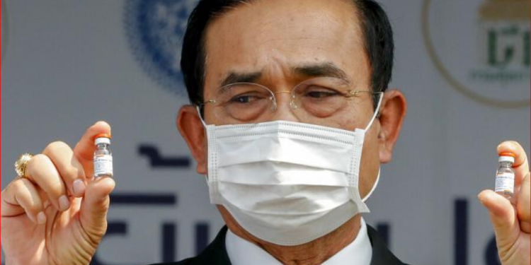 Tayland Başbakanı Prayuth’a maske takmadığı için valilik ceza uyguladı