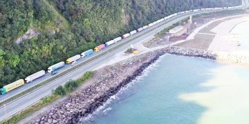 4 bine yakın TIR, bir aydır sınırı aşamıyor: Rusya izin vermiyor, Azerbaycan 500 dolar ek ücret alıyor