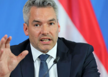 Avusturya İçişleri Bakanı Karl Nehammer : Erdoğan iktidarı “utanmaz” bir rol oynuyor