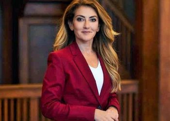 Tuncelili Dilan Yeşilgöz, Hollanda İklim ve Enerji Devlet Bakanı Yardımcısı oldu