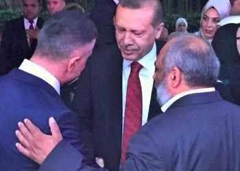 AKP’yi eleştiren  Kılıçdaroğlu: Sen doğru dur, eğri belasını bulur,  bütün pislikleri ortalığa saçıldı