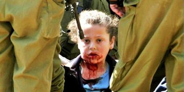 İftar vahşeti: İsrail’den Mescid-i Aksa’da Filistinlileri ses bombalı ve plastik mermili saldırı