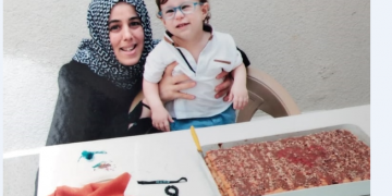 Göz sağlığına kavuşması için: Bir yıl cezaevinde tutulan Muaz bebek için kampanya