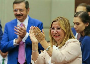 Ruhsar Pekcan, görevden alınmadan çalışanlarını ticari ateşe olarak atamış