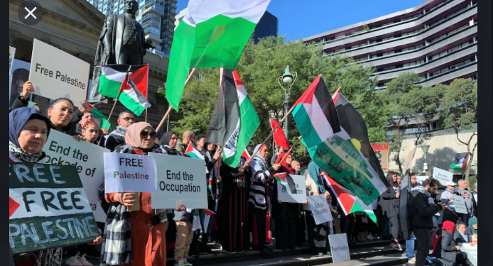 Avustralya’da İsrail protesto edildi: Filistin’de neler olduğunu dünyadaki herkese duyuruyoruz
