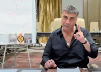 Mafya lideri Peker, yeni videoda Soylu’ya: Yeni uyuşturucu rotası nedir, size delilleriyle ispatlarıyla anlatacağım