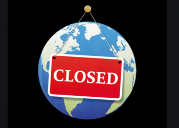 The Economist: Türkler eve kapatıldı, turiste kırmızı halı serildi