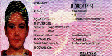 İngiltere’nin Bangladeş Büyükelçiliği Türk öğretmenlerin pasaportunu Türkiye’ye iade etti