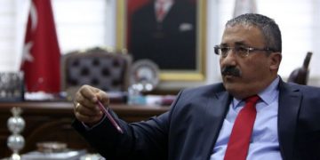 Bir gecede 2 bin 400 hakim-savcıyı ihraç etti: Yargıyı AKP’nin emrine sokan Mehmet Yılmaz HSK’nın kapısına kondu