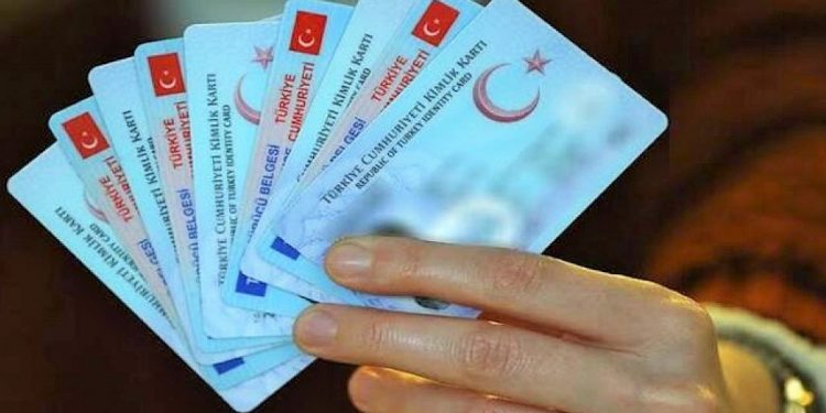 Tayyip Erdoğan ismini değiştirmek istedi, memurlar korkudan kabul etmedi